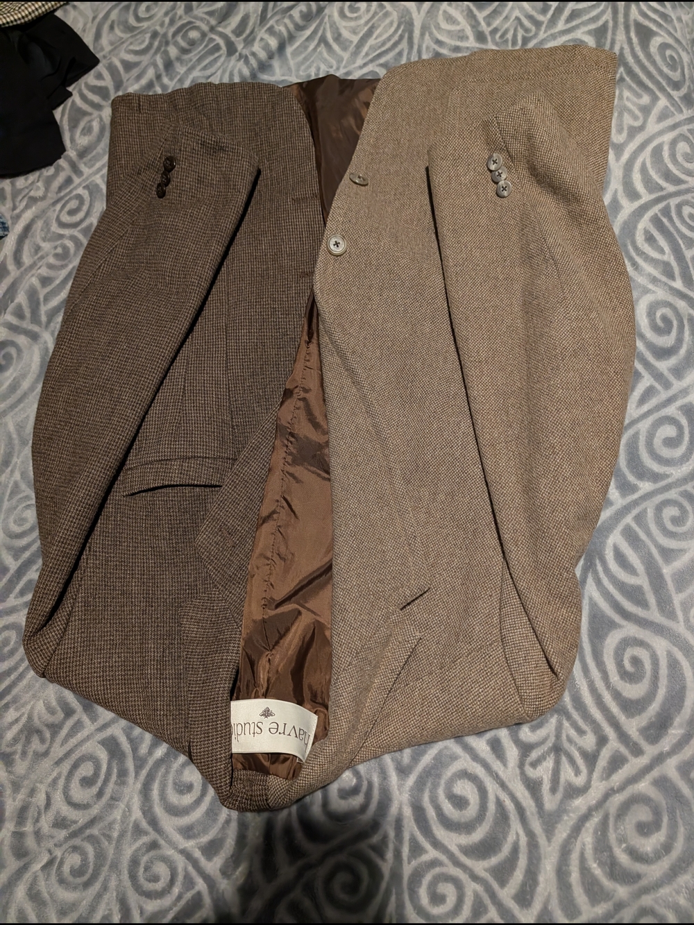 Havre Studio Brown Tweed Blazer with Subtle Check. Two Tone